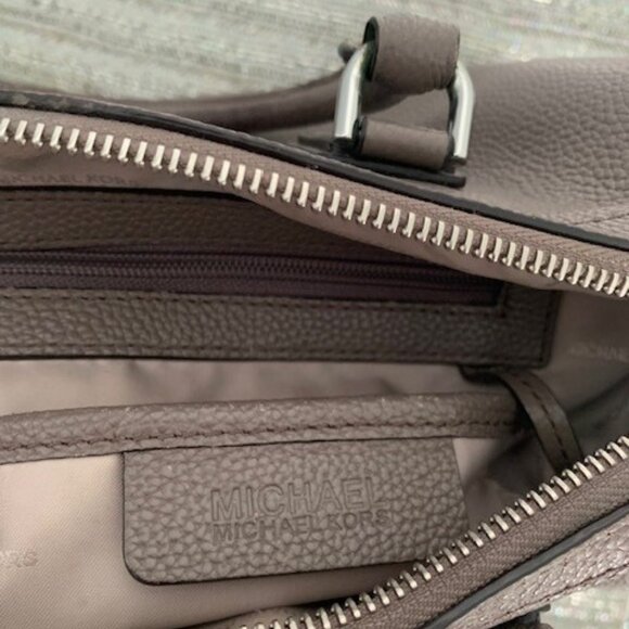 Michael Kors Grey Pebble Leather Satchel Bag - Picture 7 of 8